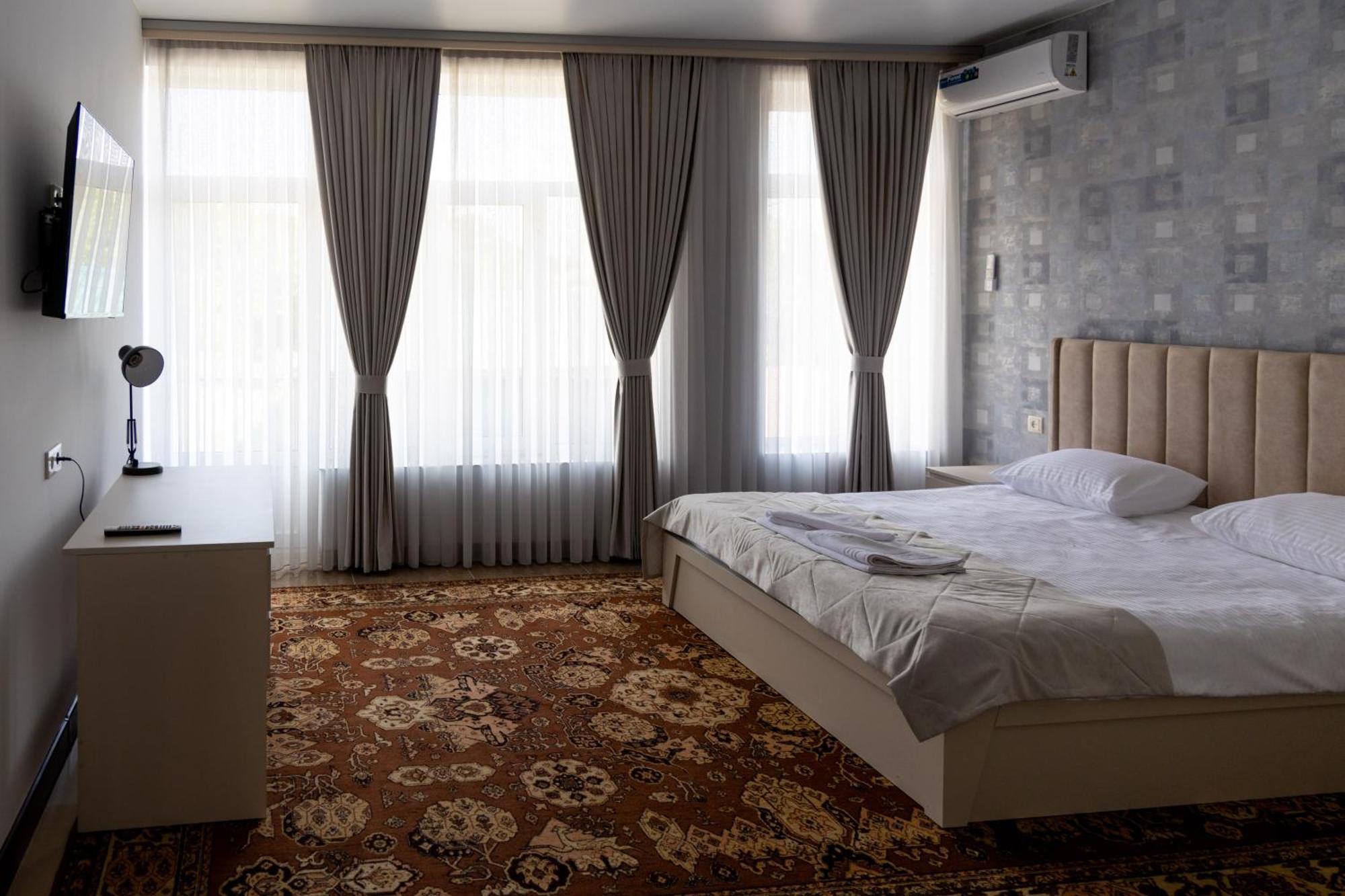 Gladzor Hotel Luaran gambar