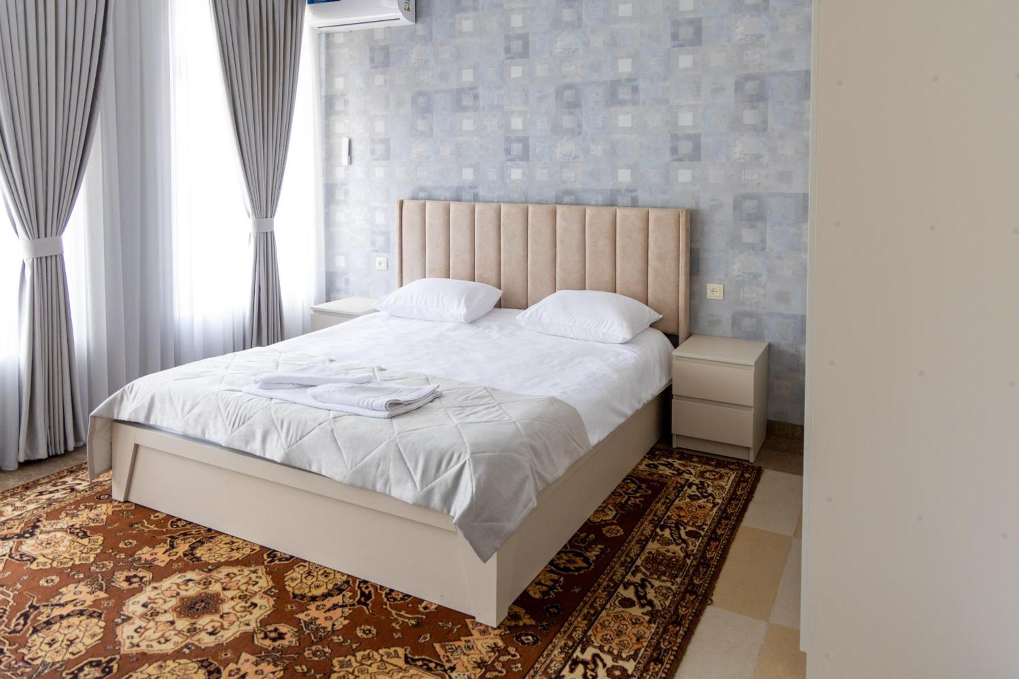 Gladzor Hotel Luaran gambar