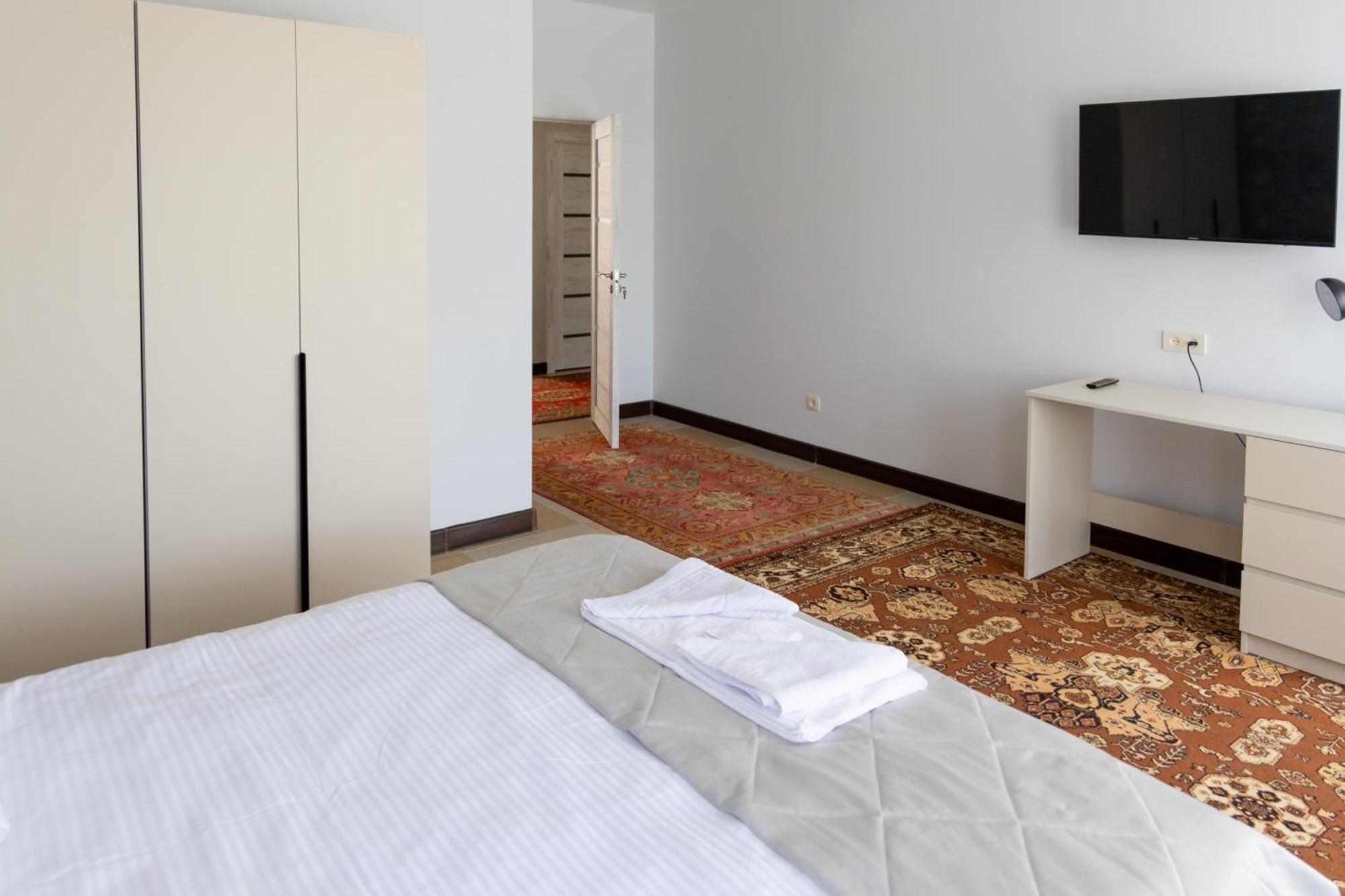 Gladzor Hotel Luaran gambar