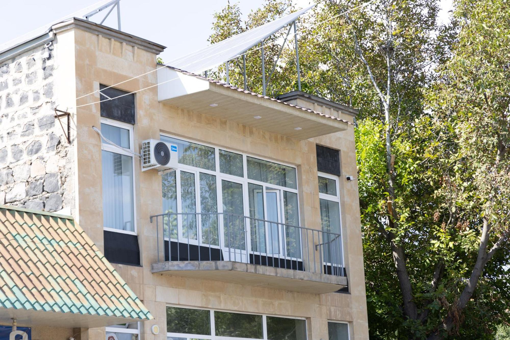 Gladzor Hotel Luaran gambar